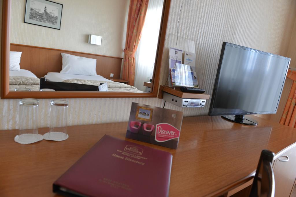 Hotel Bellevue Szkopje Szoba fotó