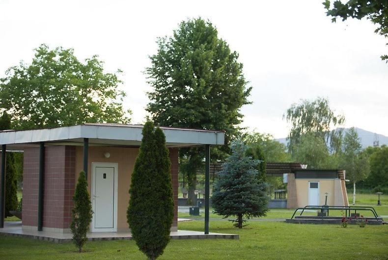 Hotel Bellevue Szkopje Kültér fotó