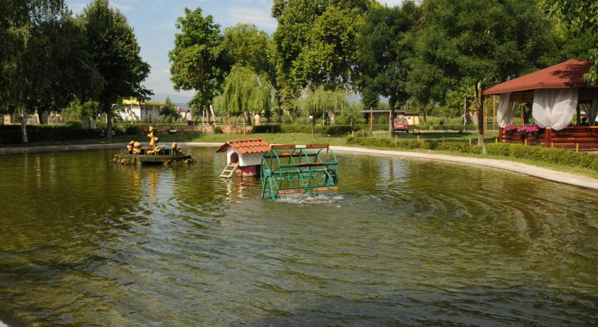 Hotel Bellevue Szkopje Kültér fotó