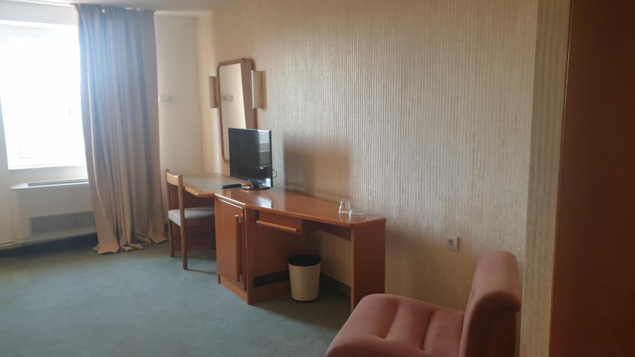 Hotel Bellevue Szkopje Kültér fotó